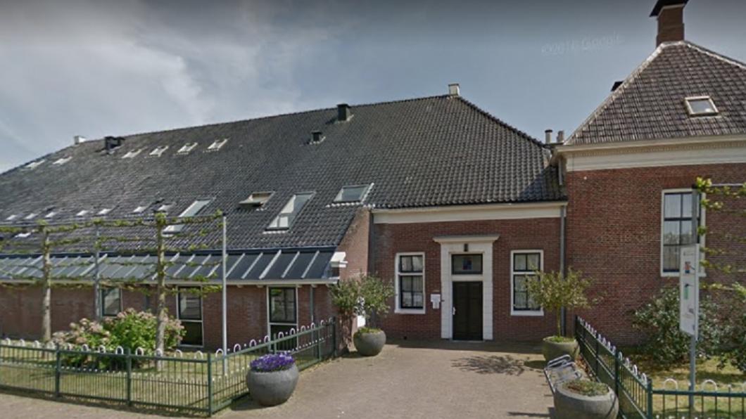 gemeentehuis Ten Boer, foto: Google streetview gemeentehuis ten boer.jpg